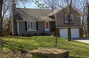 1st image of 1116 NW Heatherwood Dr