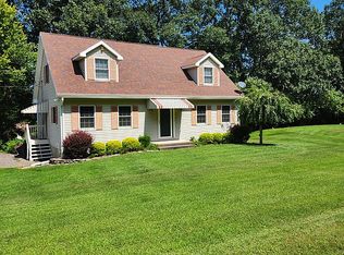 1030 Brace Rd, Dallas, PA 18612