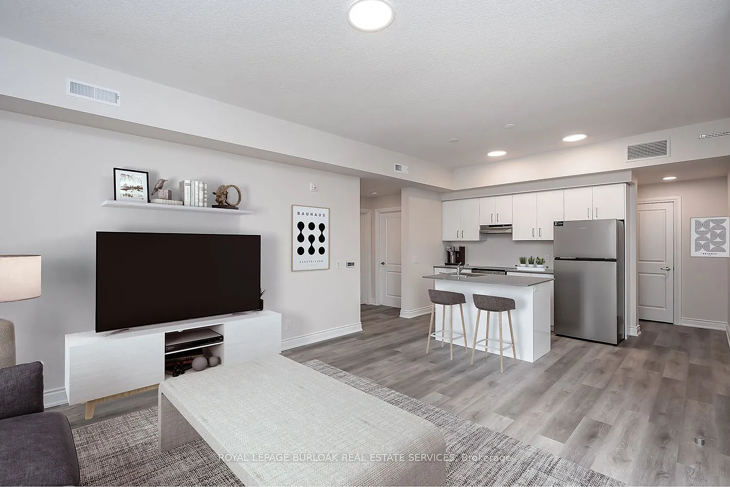 2 bed, $2,200 — Photo 4