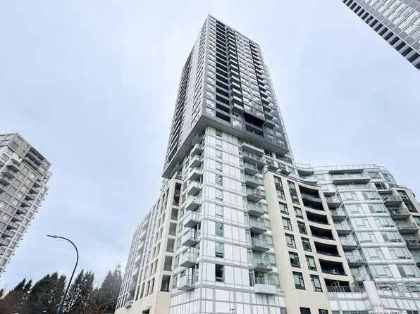 5470 Ormidale St #2903, Vancouver, BC V5R 0G6