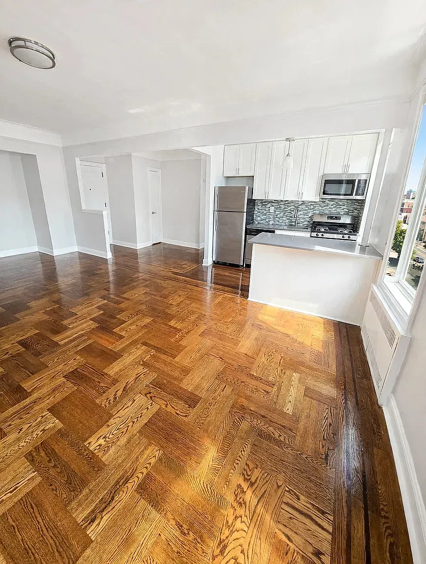 679 Ocean Parkway — Photo 2