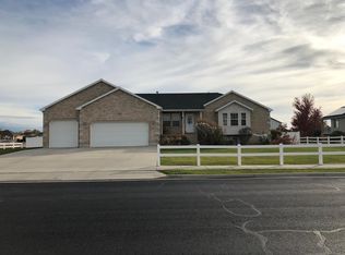 1527 W 1200 N, Farr West, UT 84404