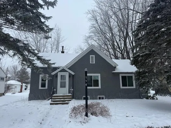 114 2nd St SE, Blooming Prairie, MN 55917