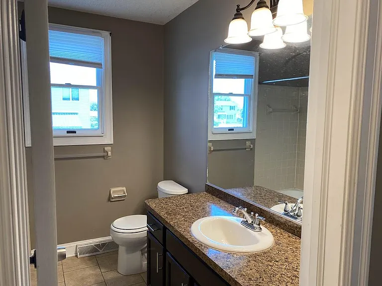 49 Red Oak Dr — Photo 11