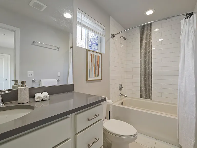 14715 Admiralty Way #B-7 — Photo 17