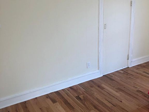 4th image of 66 Hinsdale Pl