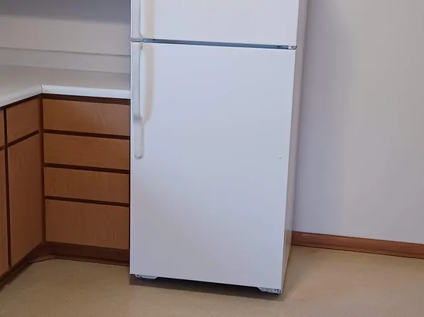 919 N Berwick Blvd, Waukegan, IL 60085