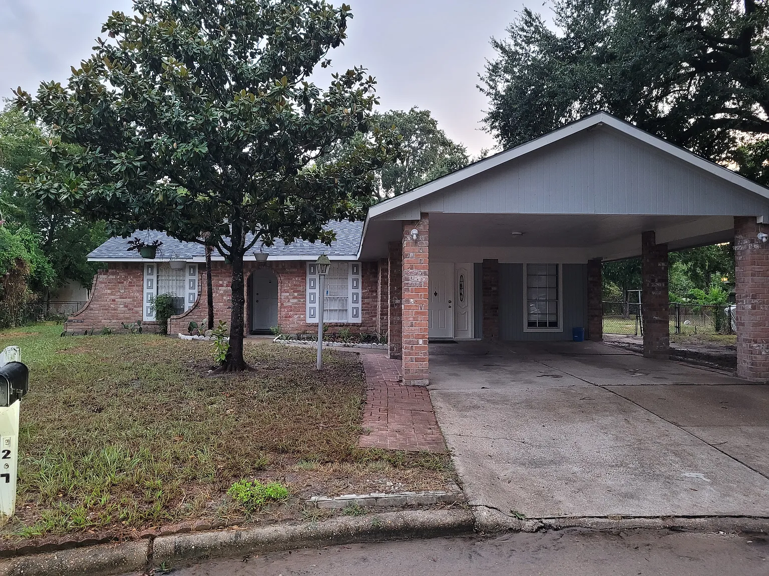 3 bed, 1.5 bath, 1497 sqft, $1,600 — Photo 4