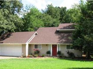 303 Stonecastle Dr, Brandon, MS 39047
