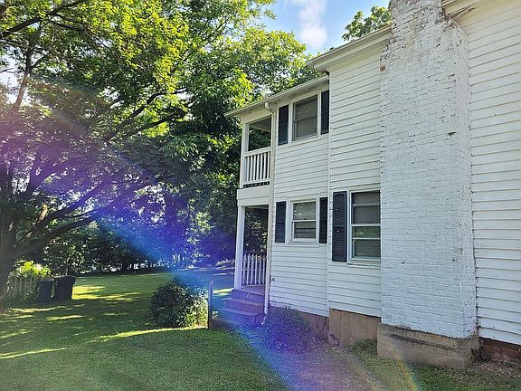 2nd image of 512 Lee St
