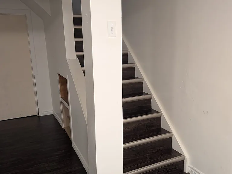 25 Erica Cres #28 — Photo 15