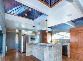 6532 49th St N, Oakdale, MN 55128