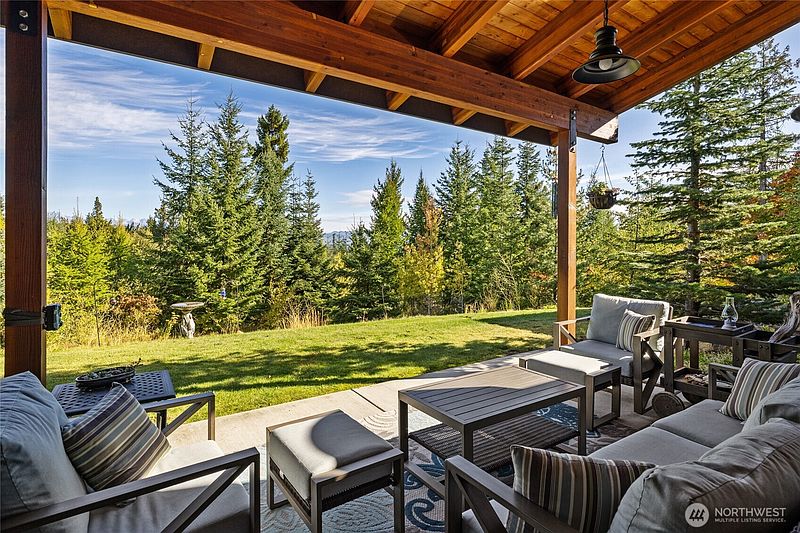 4th image of 40 Snow Ridge Drive