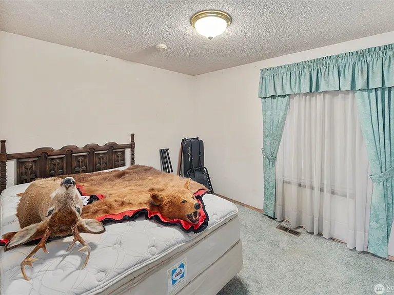 10214 SE 320th St — Photo 4