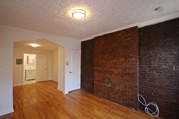 Rented by Citi Habitats | media 13