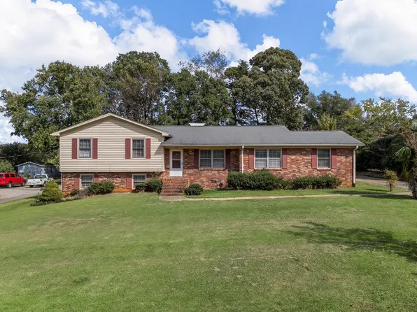 713 Holtfield Ter, Spartanburg, SC 29303