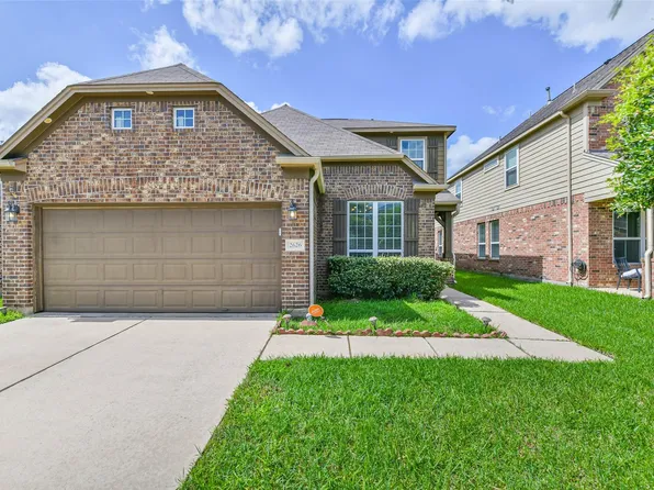 2626 Fresh Dawn Dr, Fresno, TX 77545