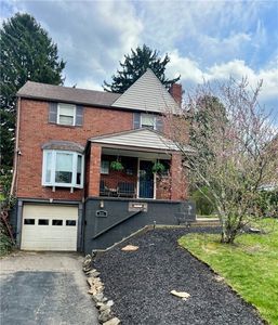 211 Constitution Ave, West Mifflin, PA, 15122