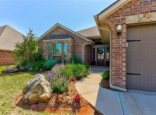15304 Homecoming Dr, Edmond, OK 73013