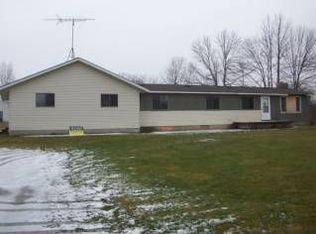 8235 Duquette Rd, Yale, MI 48097