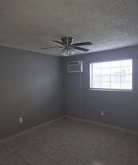 1550 SW 3rd St #1 — Photo 3