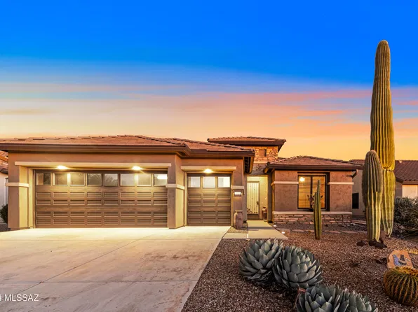 752 N Skywalker Pl, Green Valley, AZ 85614
