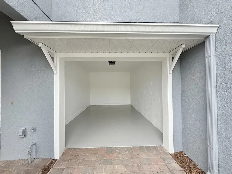 823 Pine Pointe Ln #1 — Photo 9