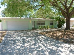 924 19th St SW, Largo, FL 33770