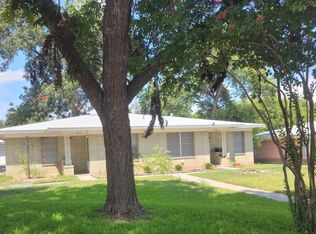 213 Sunnyland Dr, San Antonio, TX 78228