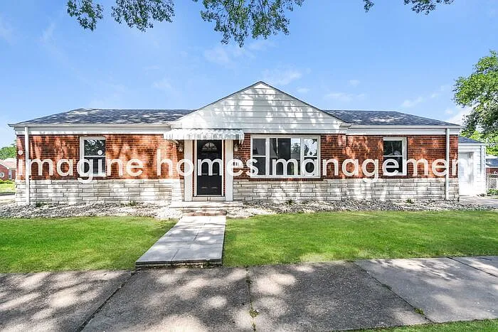 3821 Regal Pl