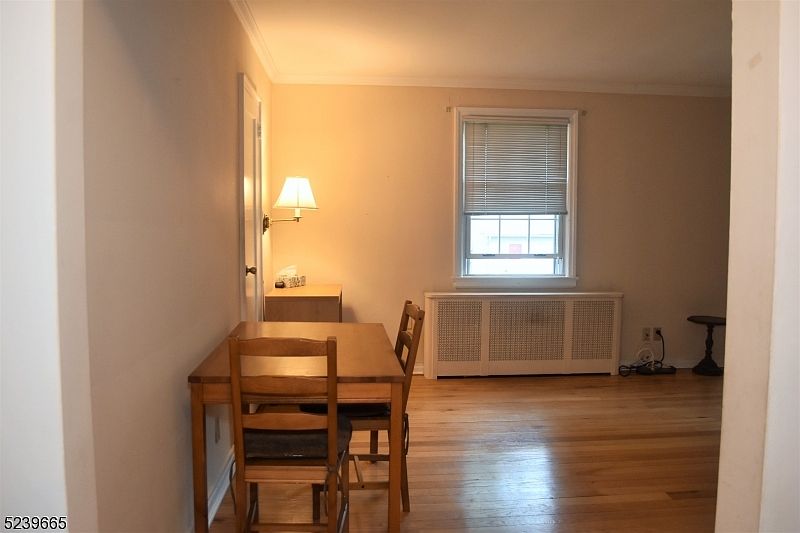 27 Elmwood Ter Elmwood Park, NJ Zillow