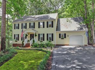 5702 Oak Knoll Ln, Midlothian, VA 23112