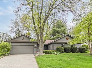 1007 Woodland Park Dr, West Des Moines, IA 50266