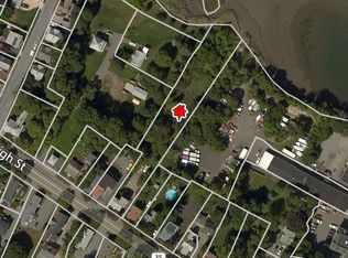 144 High St, Danvers, MA 01923