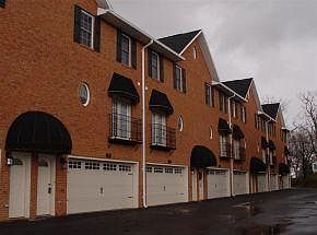 2nd image of 1721 Skyline Dr APT 306