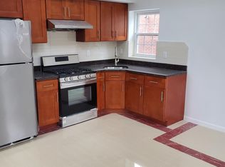 4722 Bowne St, Flushing, NY 11355