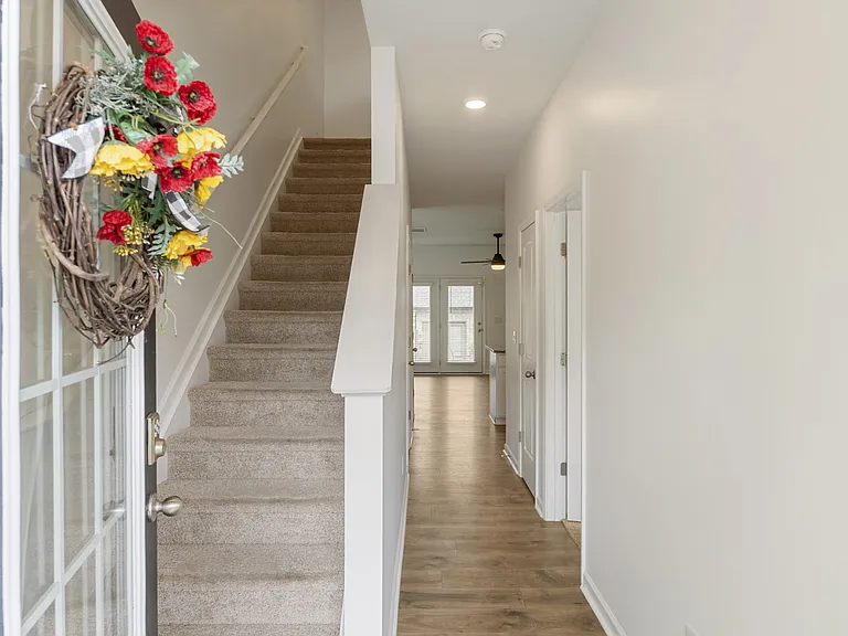 610 Clifford Hts — Photo 7