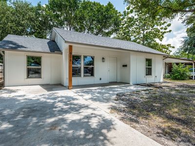 606 SE 12th St, Grand Prairie, TX, 75051