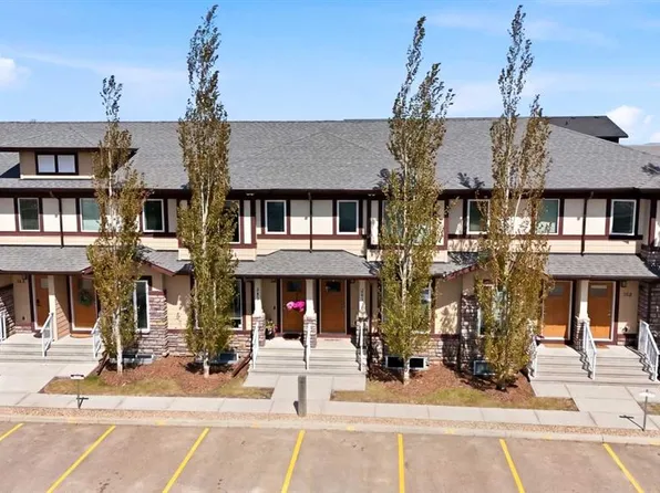 339 W Viscount Dr #305, Red Deer, AB T4R 0S2