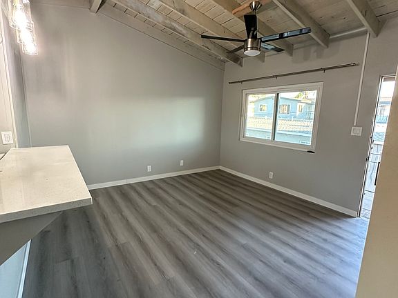 5th image of 449 N Redondo Ave #B