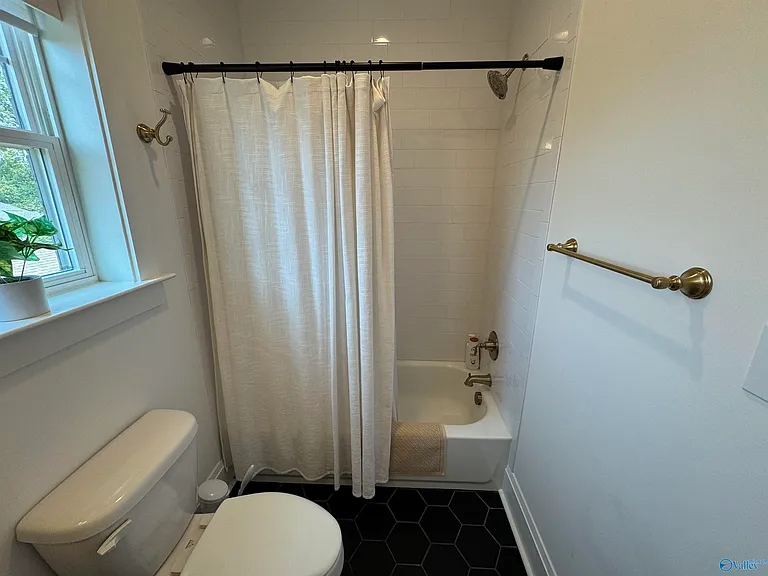 133 Bienville St — Photo 40