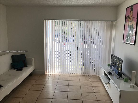 3rd image of 6755 NW 175th Ln #B-9