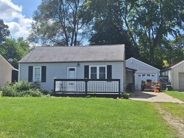3291 Drexel Ave, Flint, MI 48506