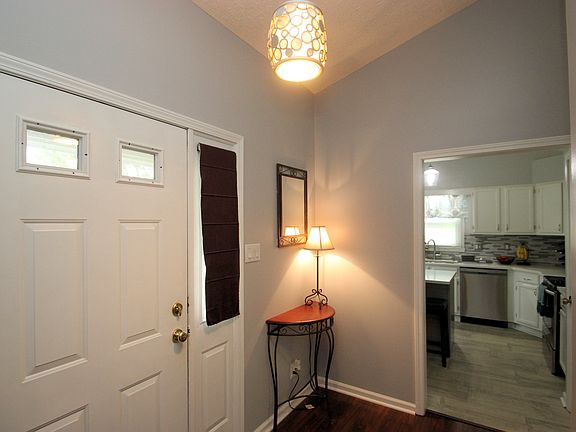 5th image of 3742 Crickwood Dr