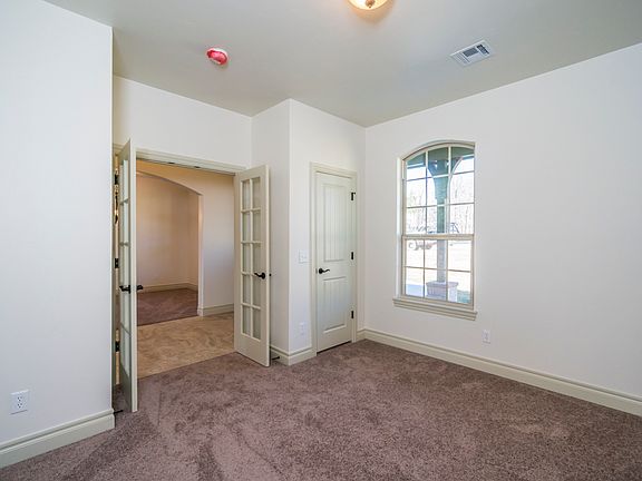 2nd image of 14314 Red Oak Dr