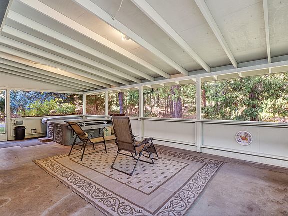 5th image of 244 Riessen Rd