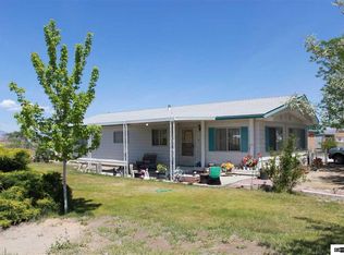 17 Brown Ln, Yerington, NV 89447