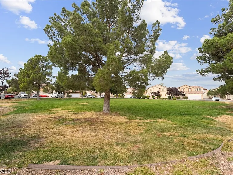 7858 Windhamridge Dr — Photo 21