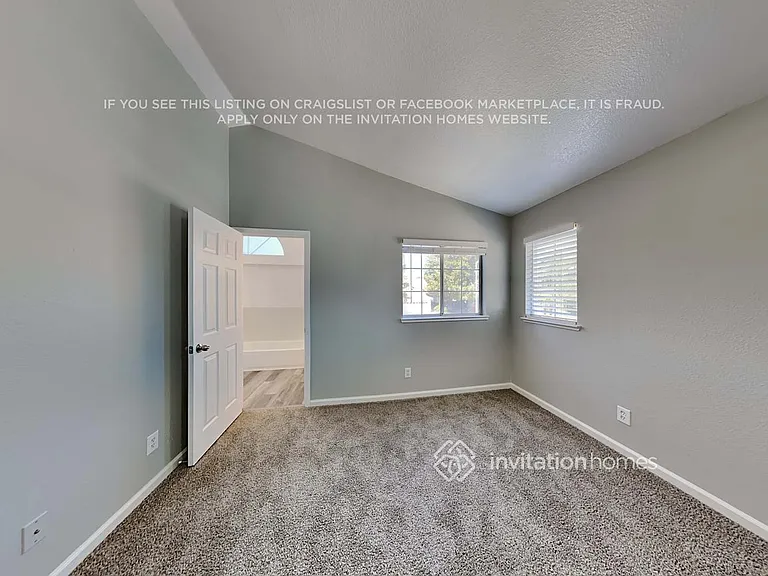 8346 Oakenshield Cir — Photo 11