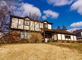 501 Red Bud Ln, Evansville, IN